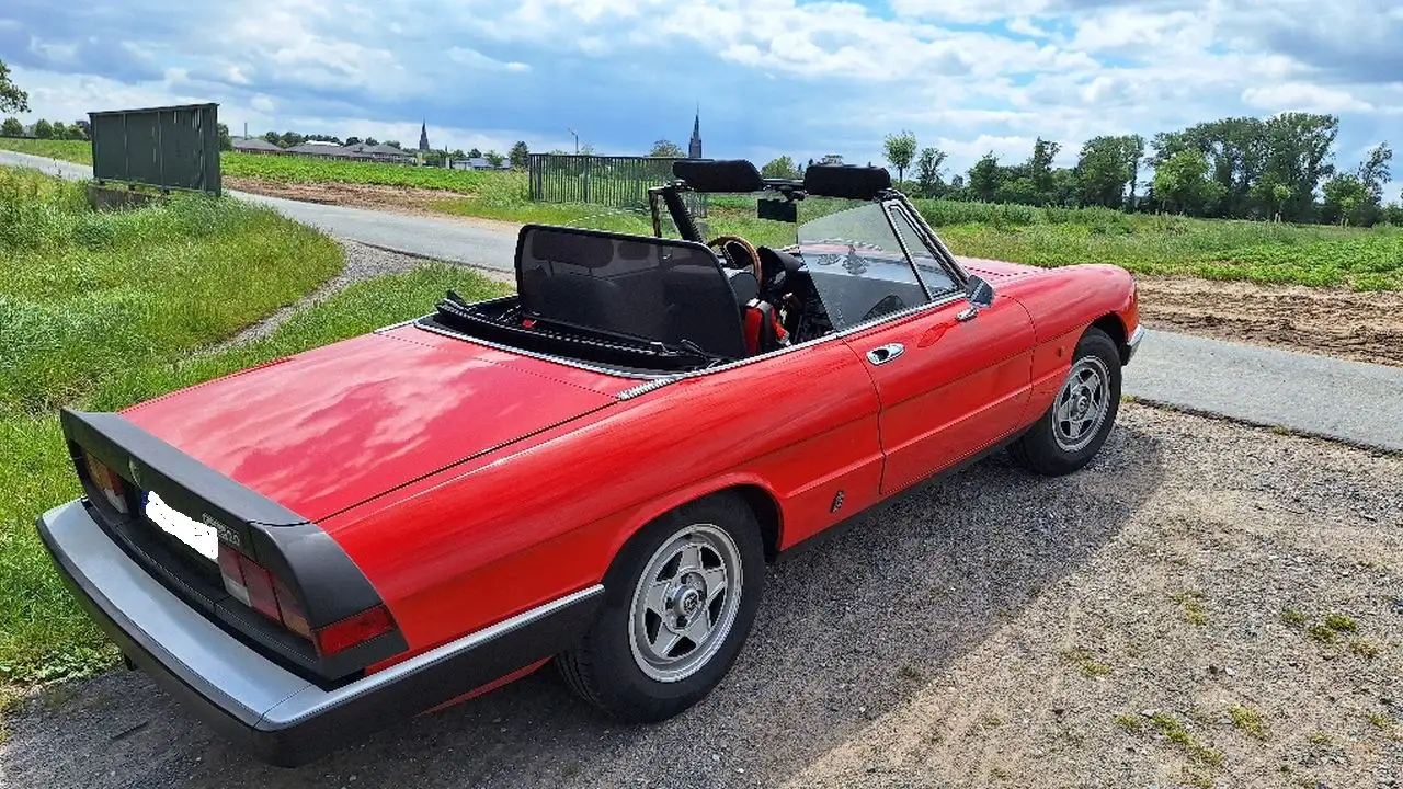 Alfa Romeo Spider 2.0, foto 4