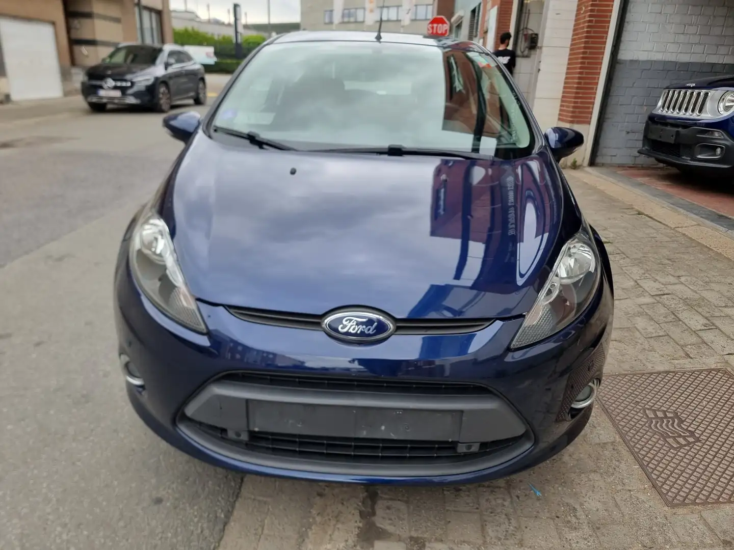 Ford Fiesta 1.25i Trend airco et 1 an de garantie Blauw - 1