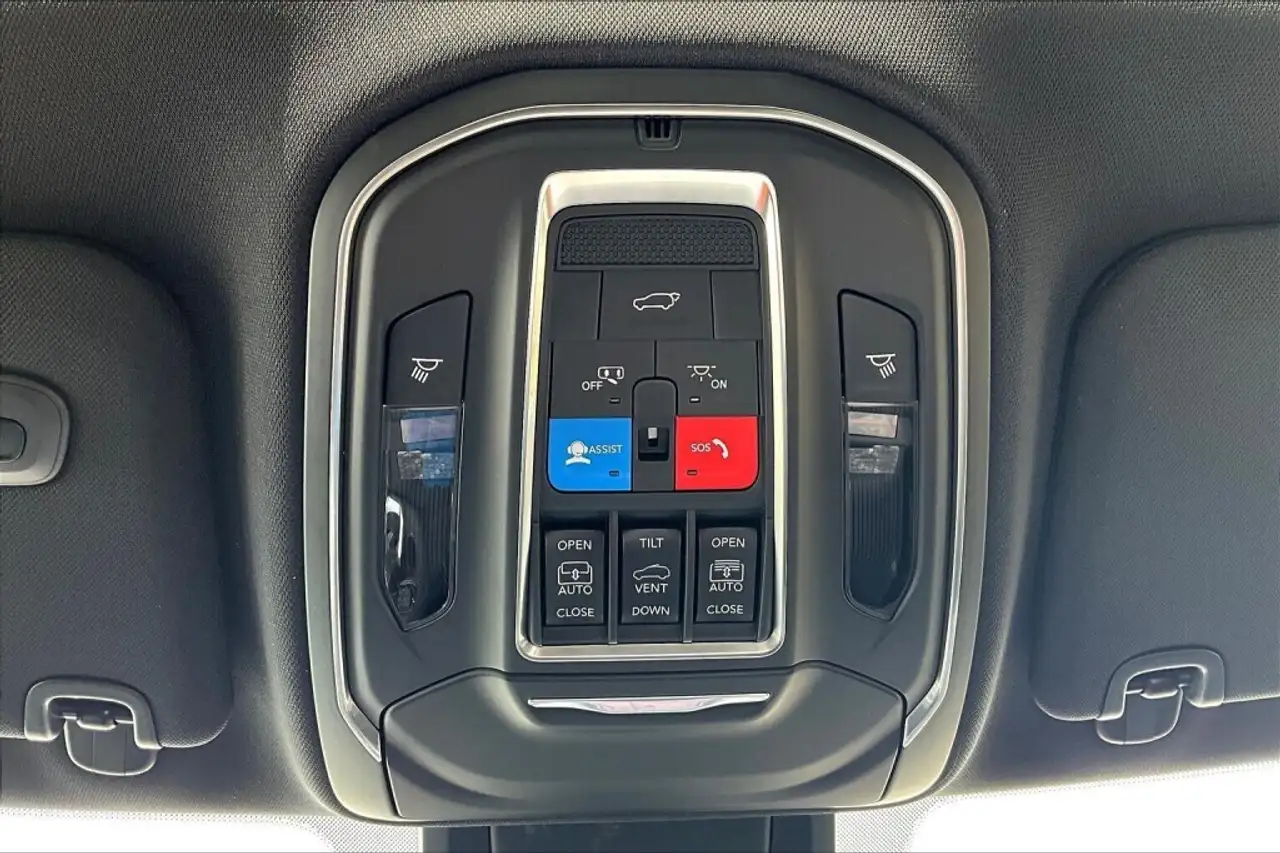 Jeep Cherokee снимка Jeep Cherokee