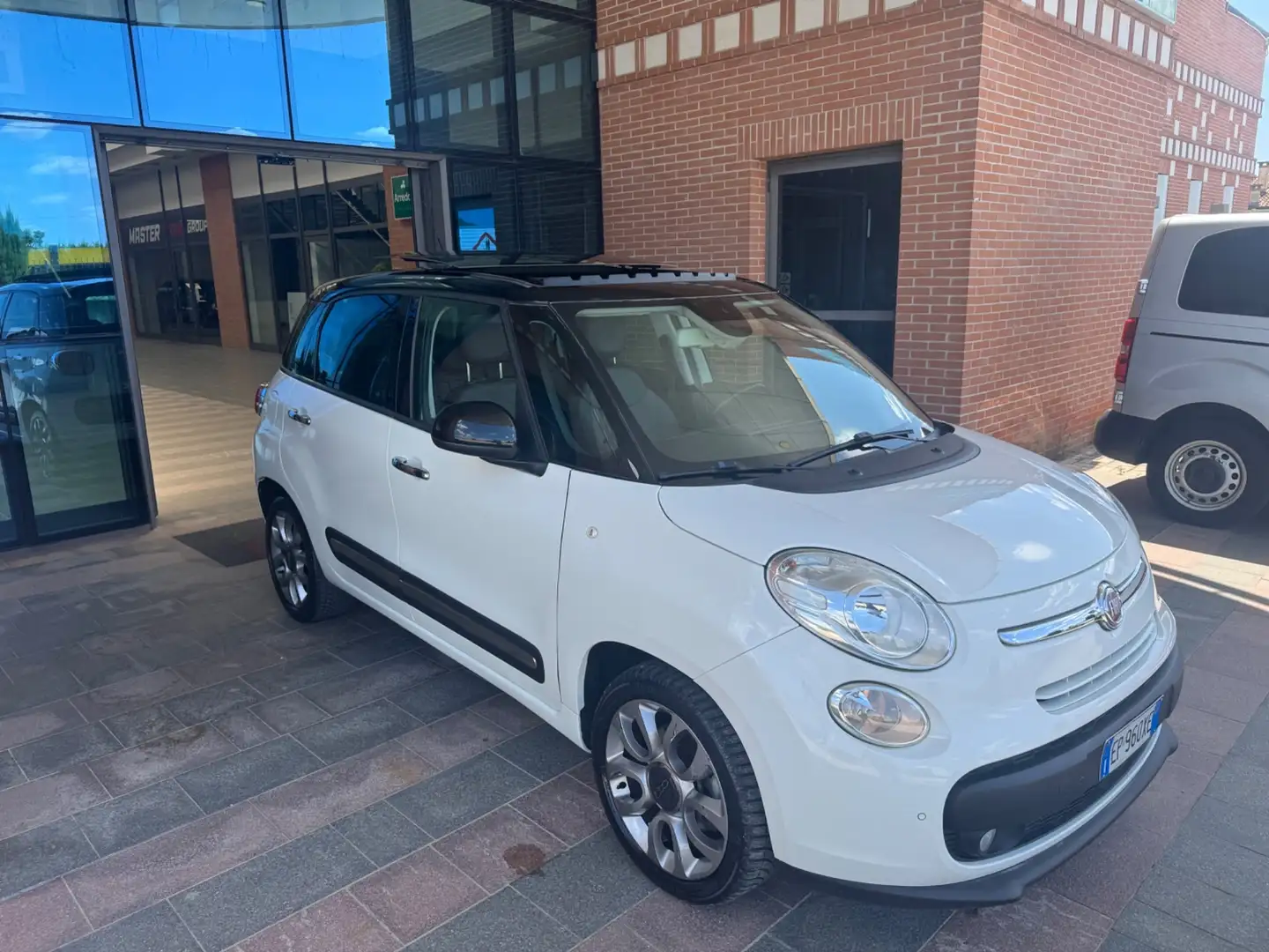 Fiat 500L 1.3 Multijet 85 CV Lounge NEOPATENTATI Blanc - 2