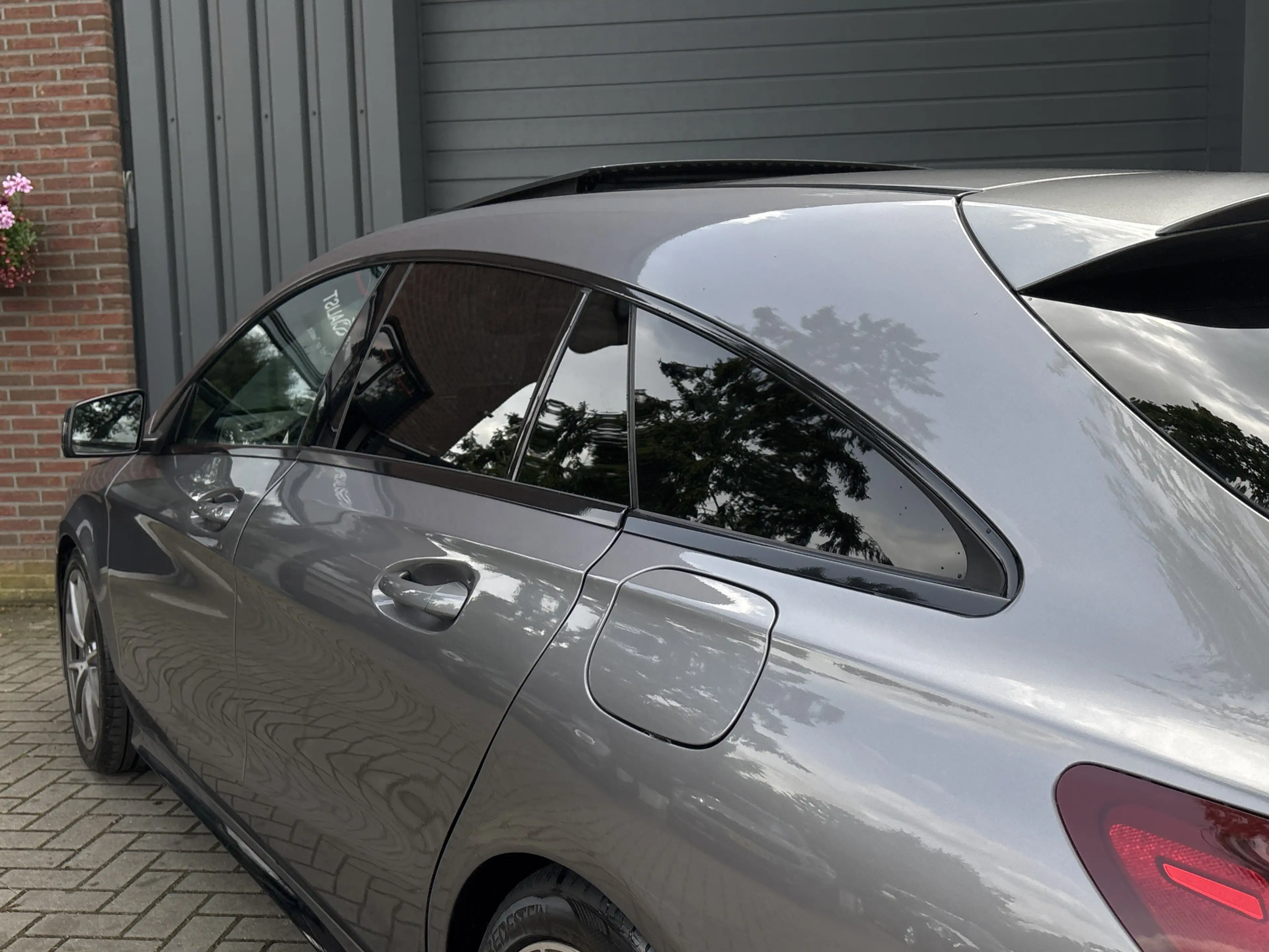 Mercedes-Benz CLA 45 AMG Shooting Brake 4MATIC - Schuif/Kanteldak - Apple C — photo 13