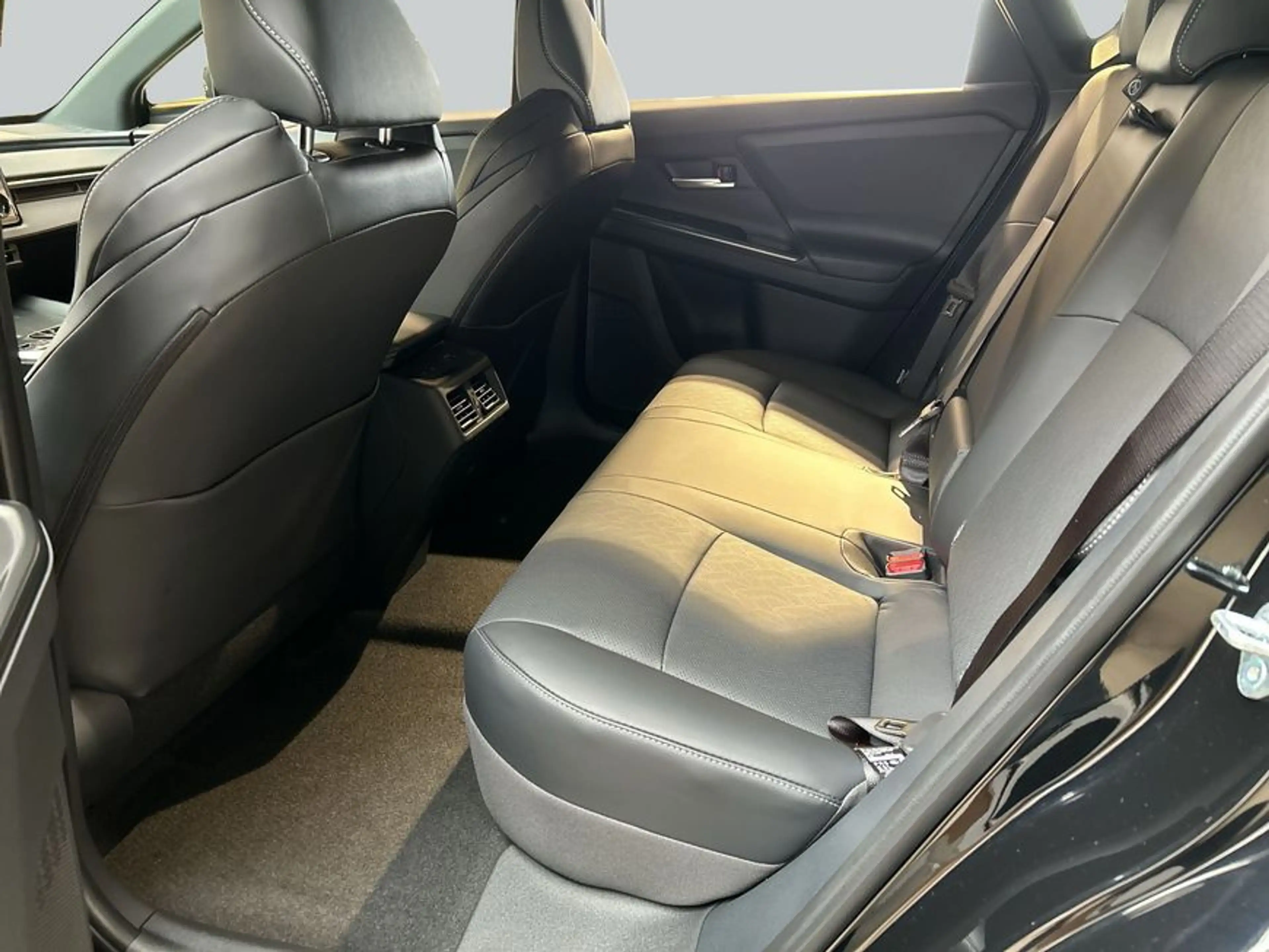 Subaru Solterra Comfort 252 kW, MJ26 — photo 11