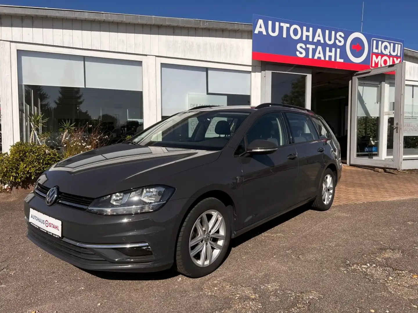 Volkswagen Golf Variant 1.5 TSI ACT OPF DSG Comfortline Grau - 1