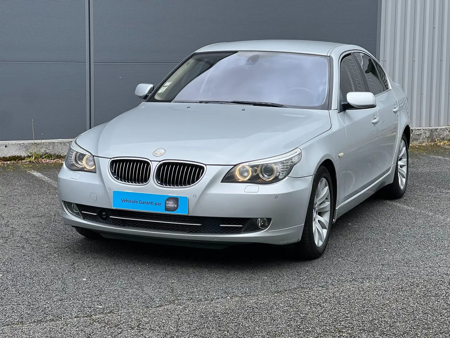 BMW 530 SERIE 5 E60 LCI (03/2007-09/2010)  Sport Design A Grijs - 2