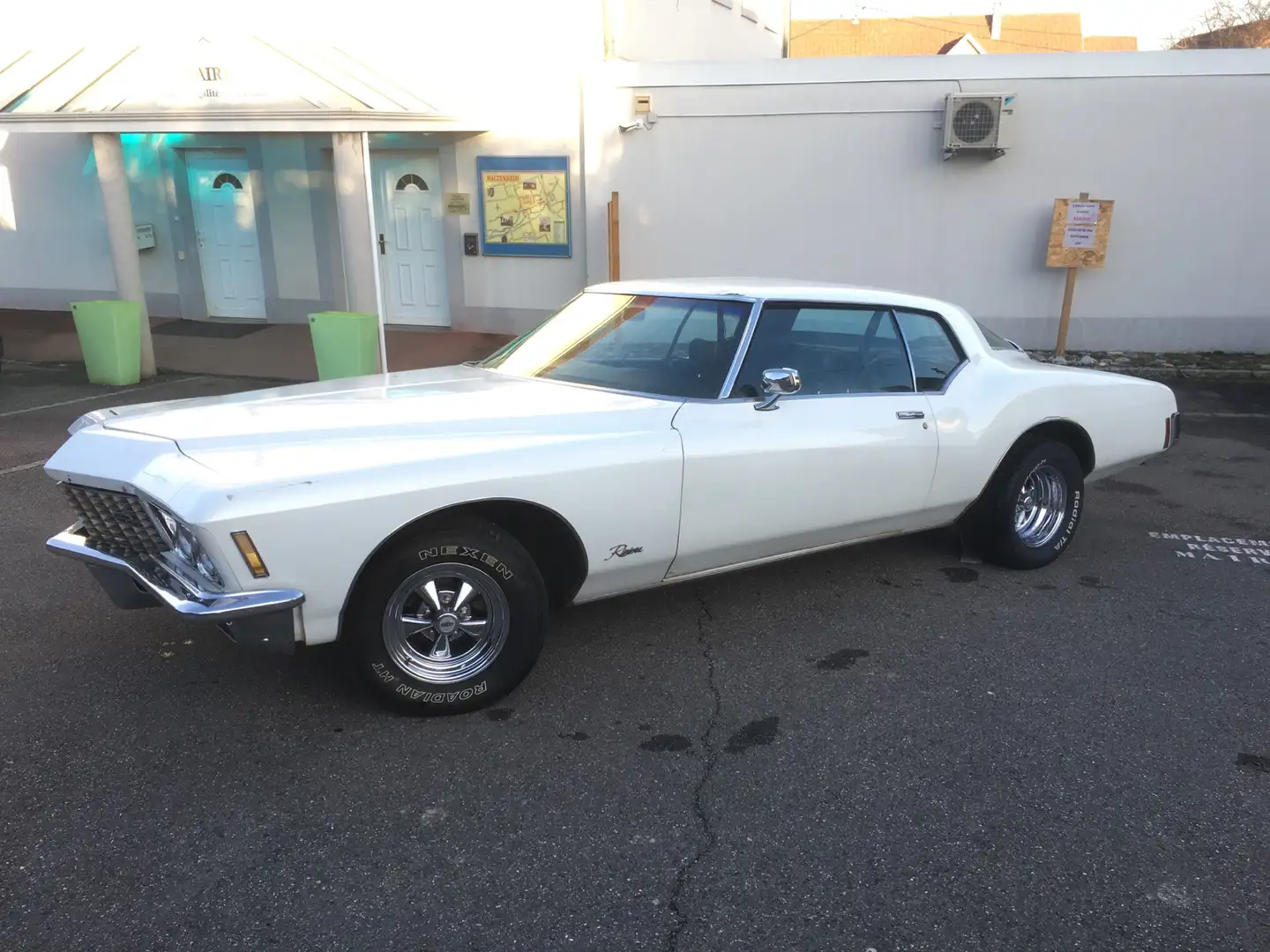 Buick Riviera Blanc - 1