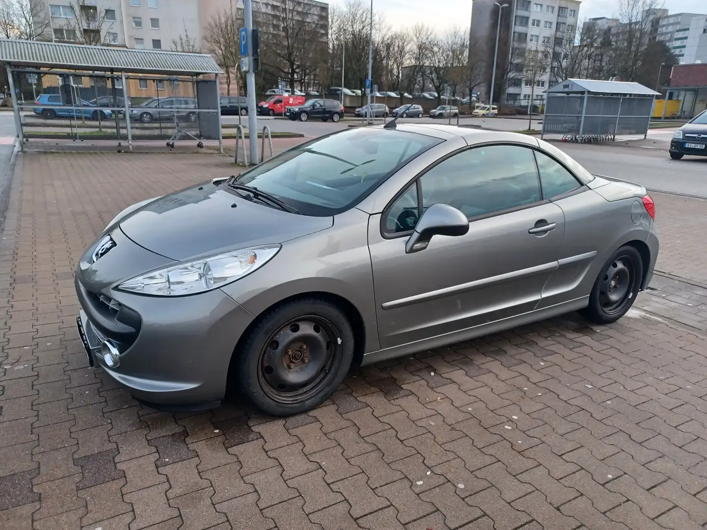 Peugeot 207 CC 120 VTi Automatik Roland Garros Grey - 2