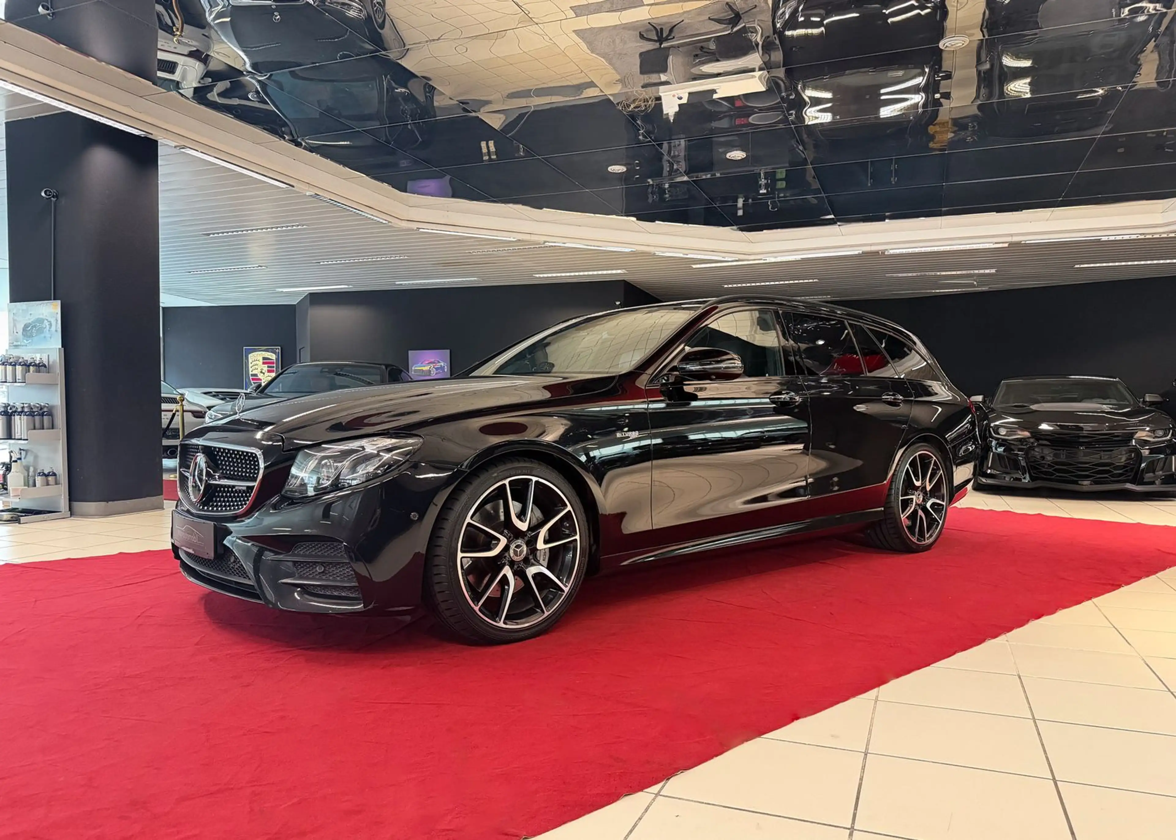 Mercedes-Benz E 43 AMG 4M AHK Distronic Pano Night Burmester — photo 3