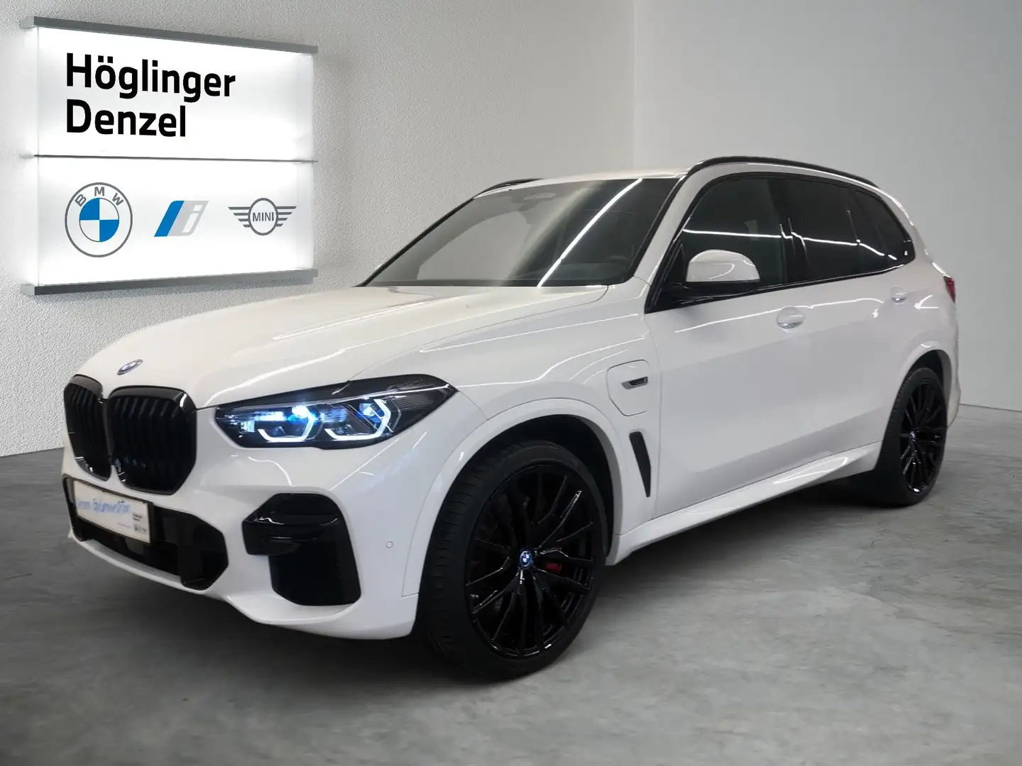 BMW X5 xDrive45e Weiß - 2