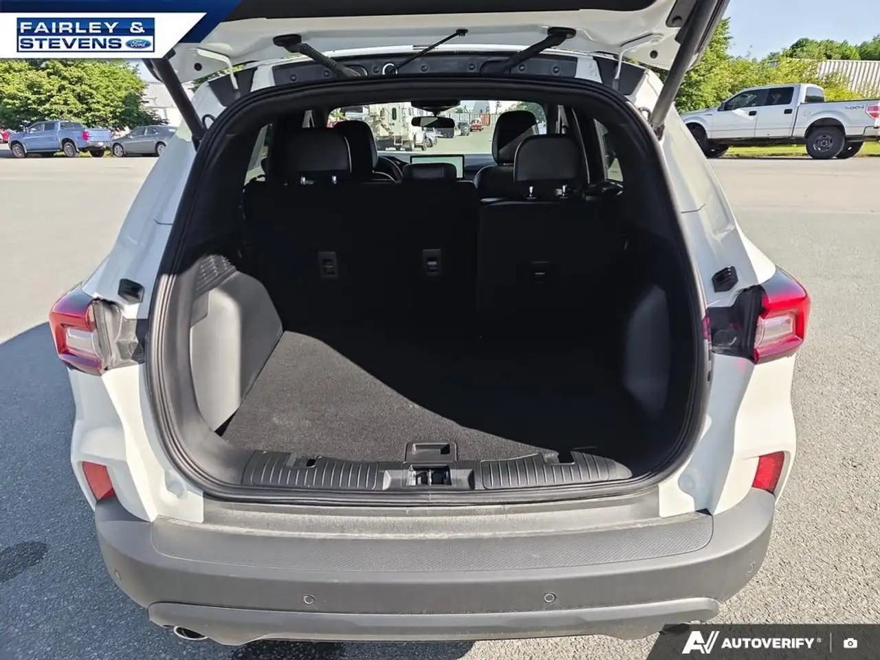 Ford Escape photo Ford Escape