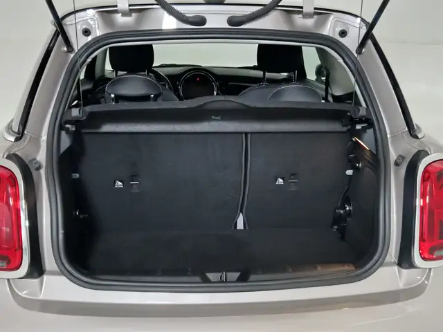 Mini Cooper Cooper view 13