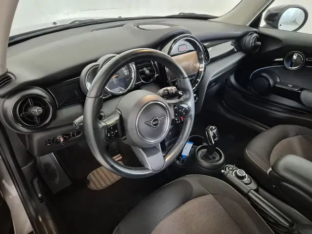 Mini Cooper Cooper view 7