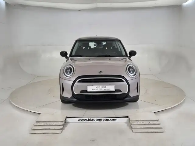 Mini Cooper Cooper view 3