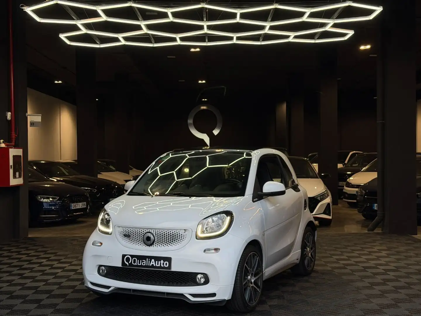smart forTwo 0.9 80kW 109CV BRABUS TWINAMIC SS Blanco - 1