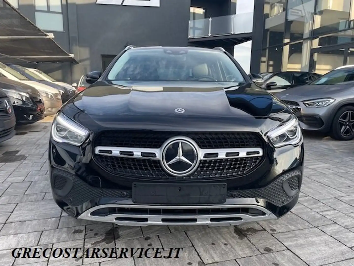 Mercedes-Benz GLA 180 Sport Plus Automatic Car-Play  Android-Auto Negro - 2