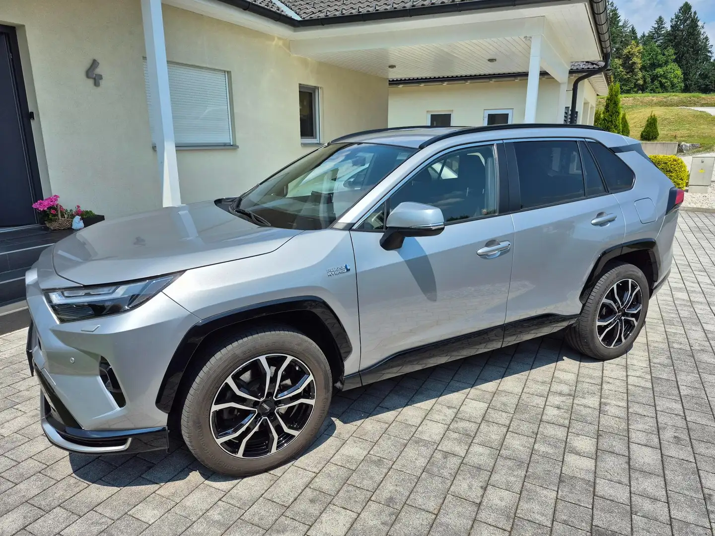 Toyota RAV 4 RAV4 2,5 PHEV Active AWD Active Silber - 2