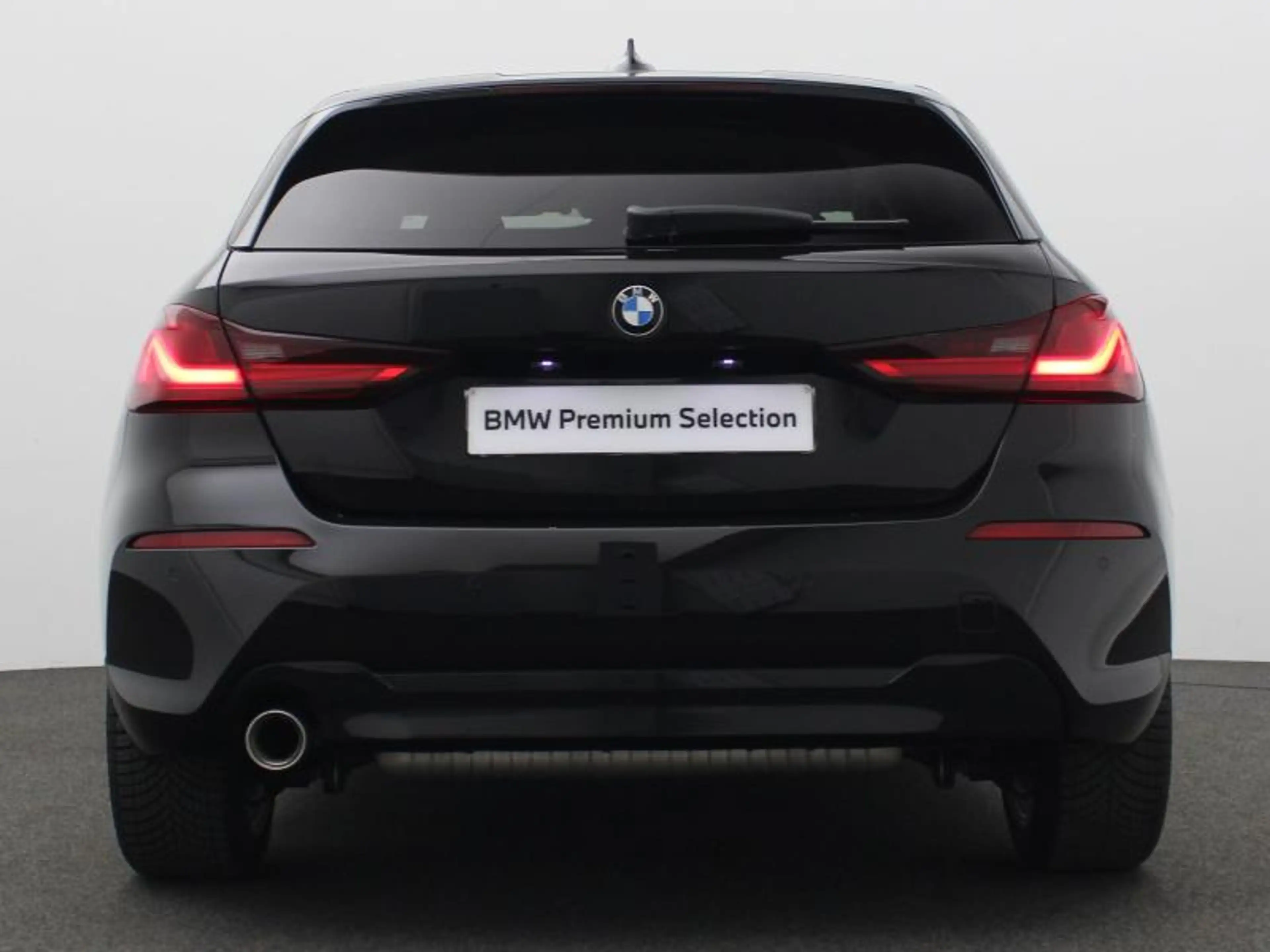 BMW 118 AUTOMAAT - NAVI - LED — photo 4
