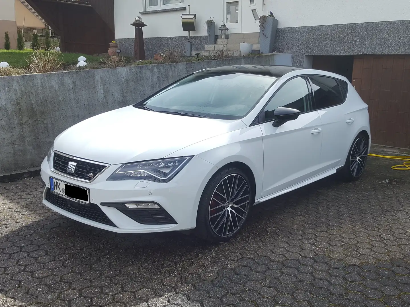 SEAT Leon Leon 1.8 TSI Start Weiß - 1