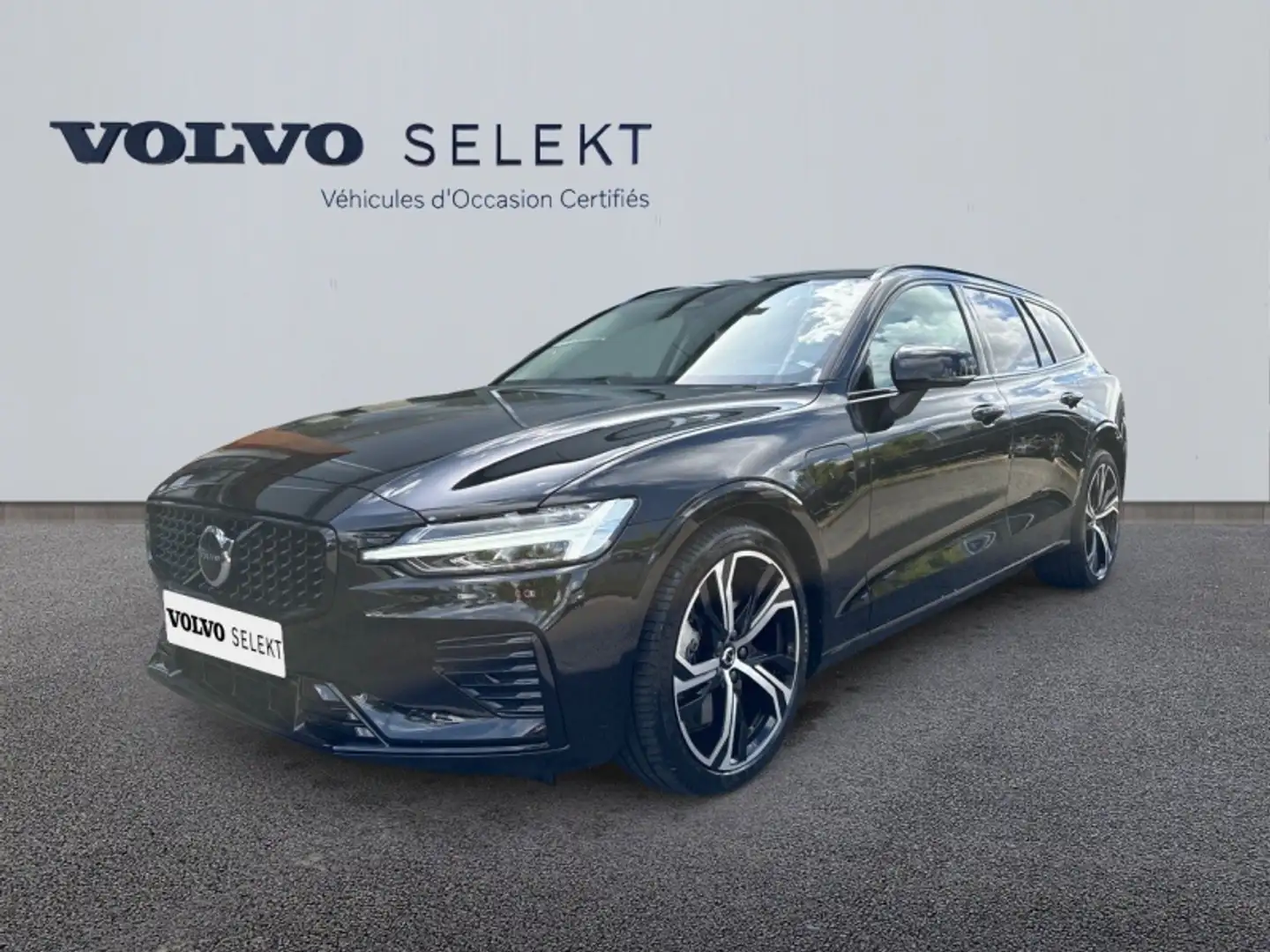 Volvo V60 T6 AWD 253+145ch Plus Style Dark Geartronic 8 Noir - 1