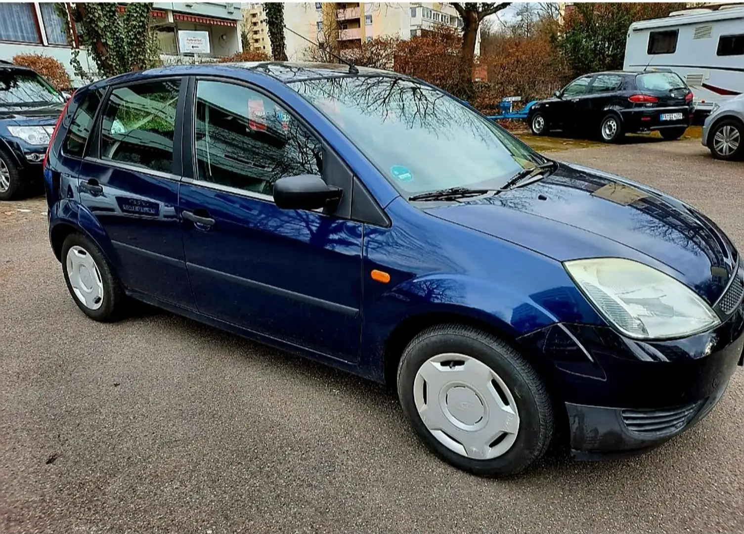Ford Fiesta Fiesta 1.3 Futura Blau - 2
