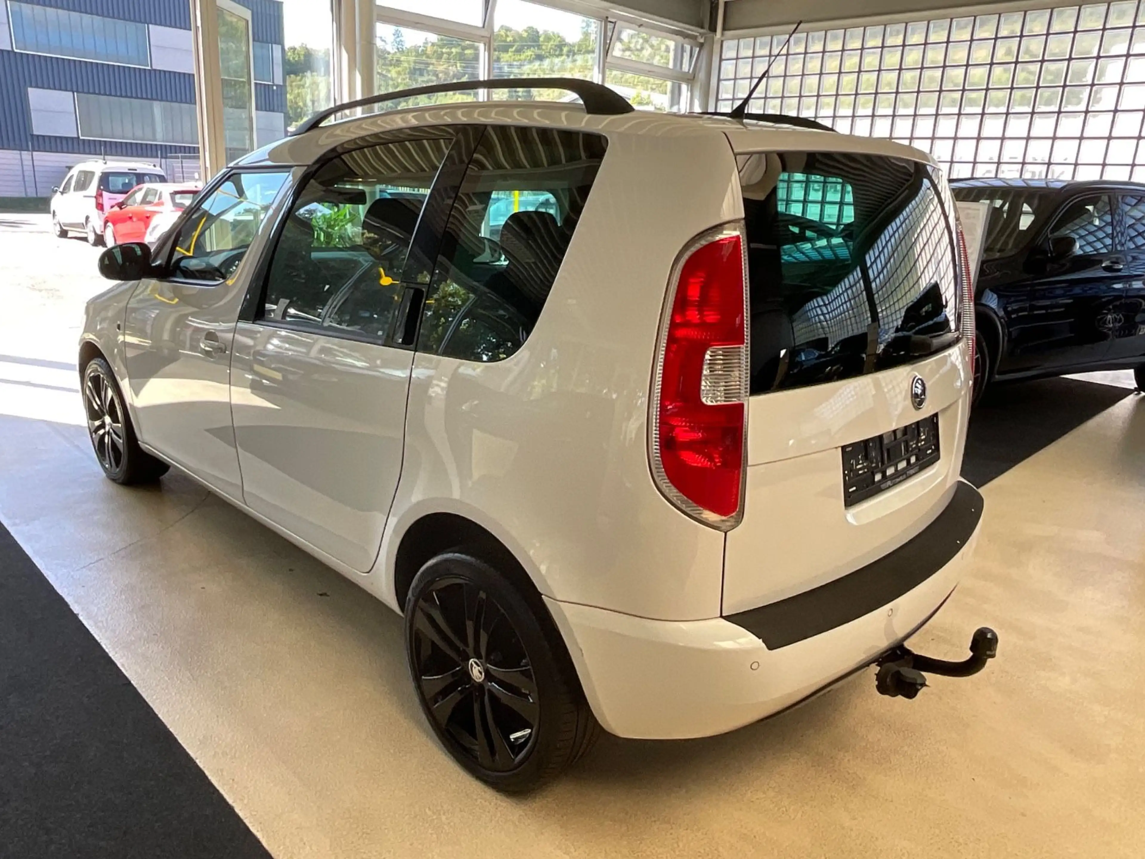 Skoda Roomster Noire — photo 7