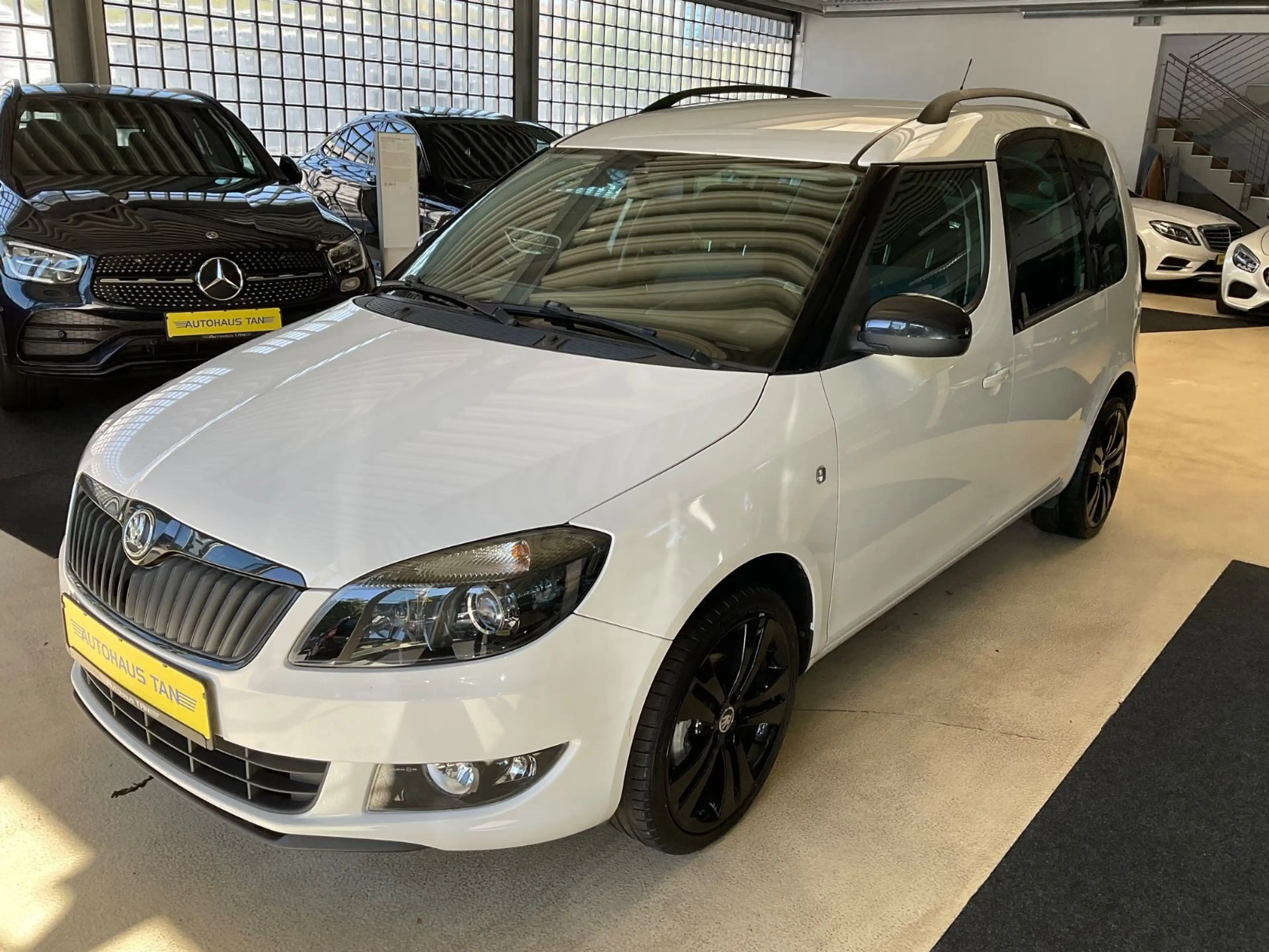 Skoda Roomster Noire — photo 9