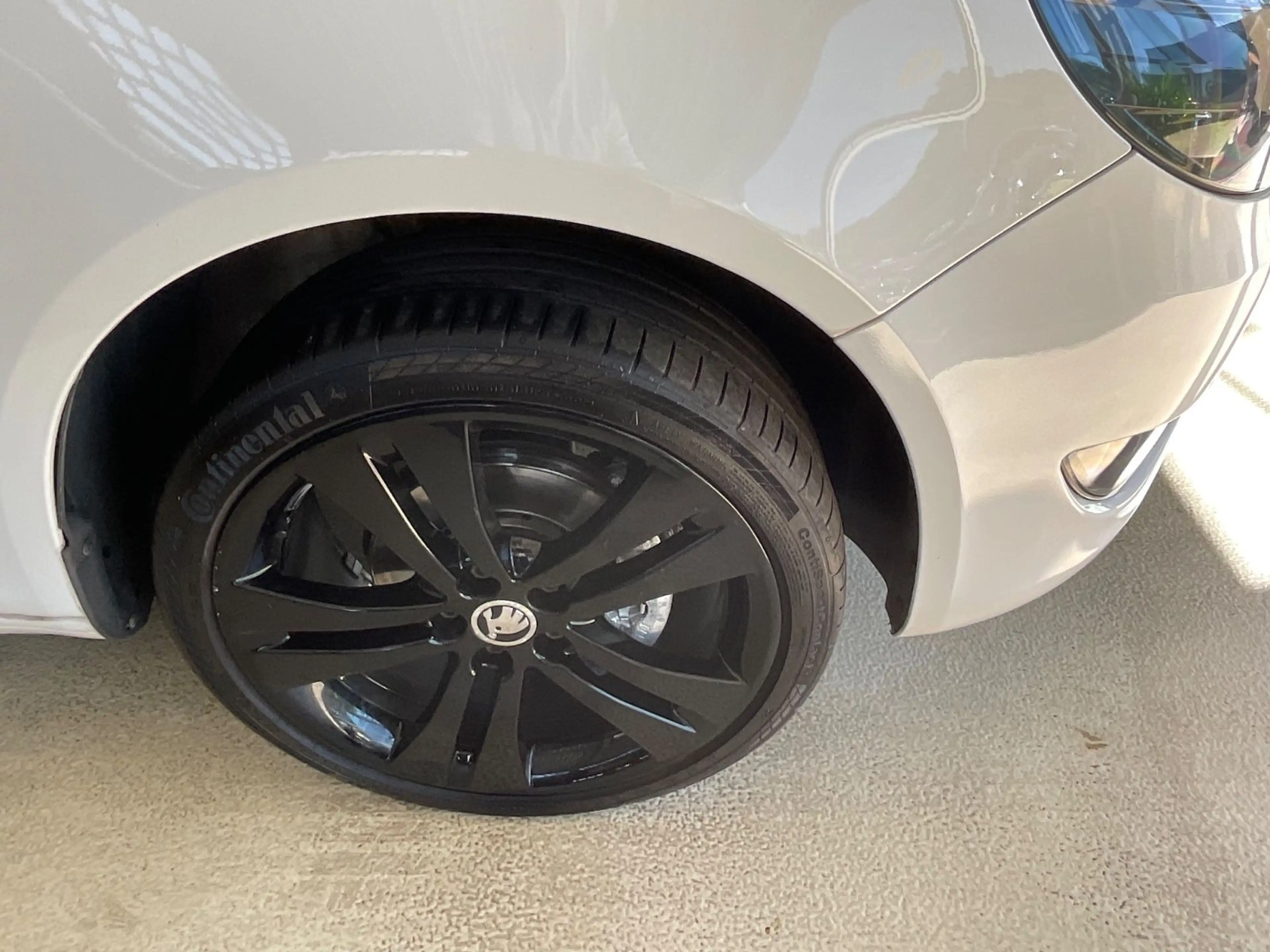 Skoda Roomster Noire — photo 12