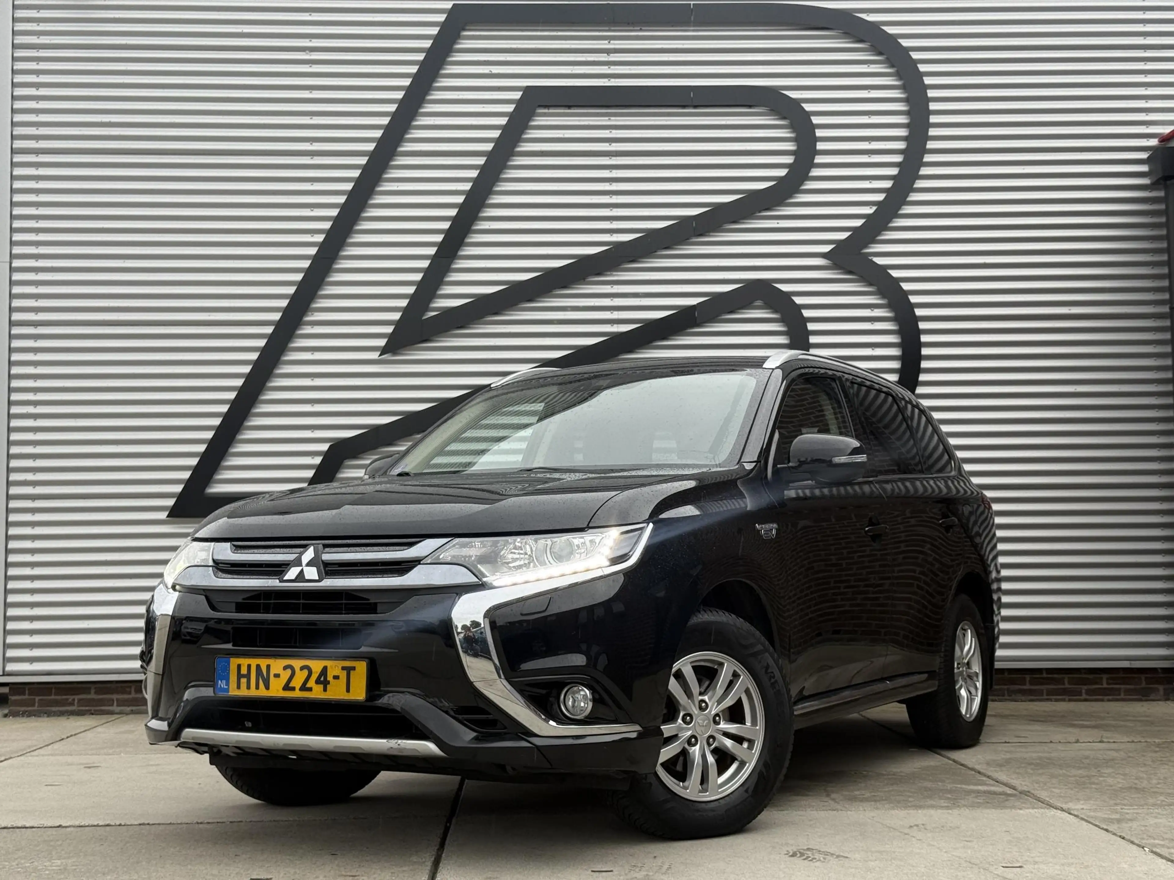 Mitsubishi Outlander 2.0 PHEV Business Edition 1e Eigenaar|Camera|Cruis