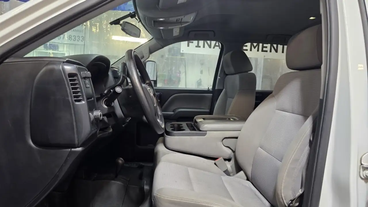 GMC Sierra 1500 снимка GMC Sierra 1500