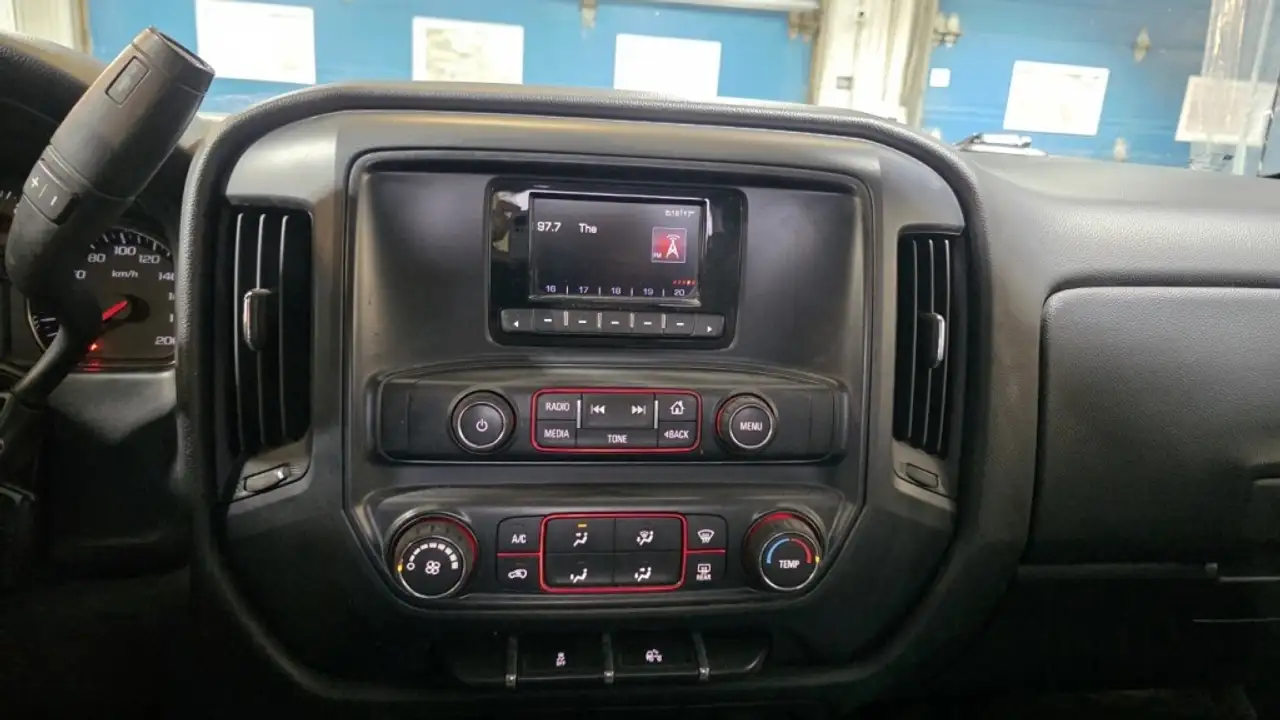 GMC Sierra 1500 снимка GMC Sierra 1500