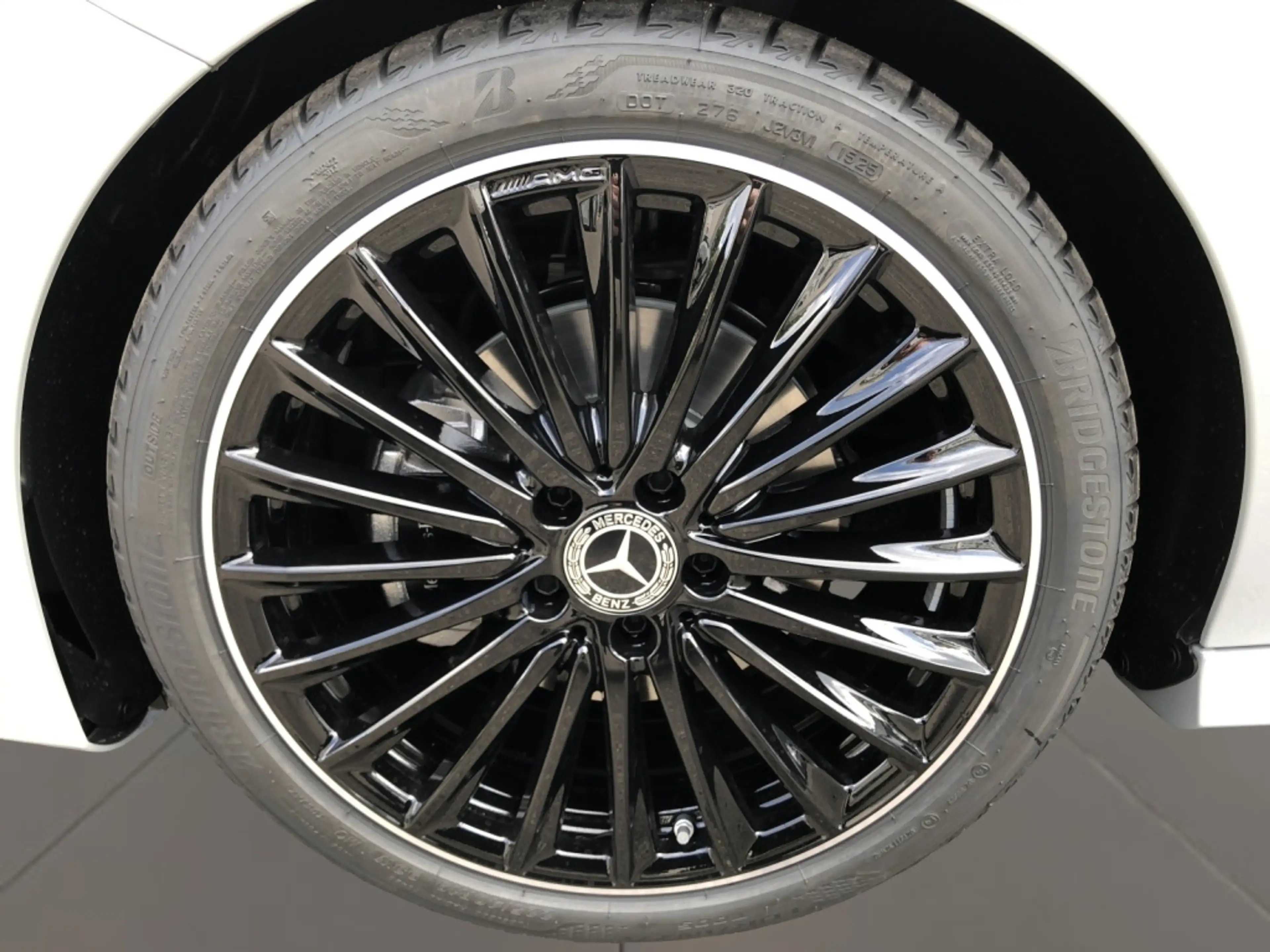 Mercedes-Benz CLA 180 AMG AMG+ILS+MBUX+Night — photo 11