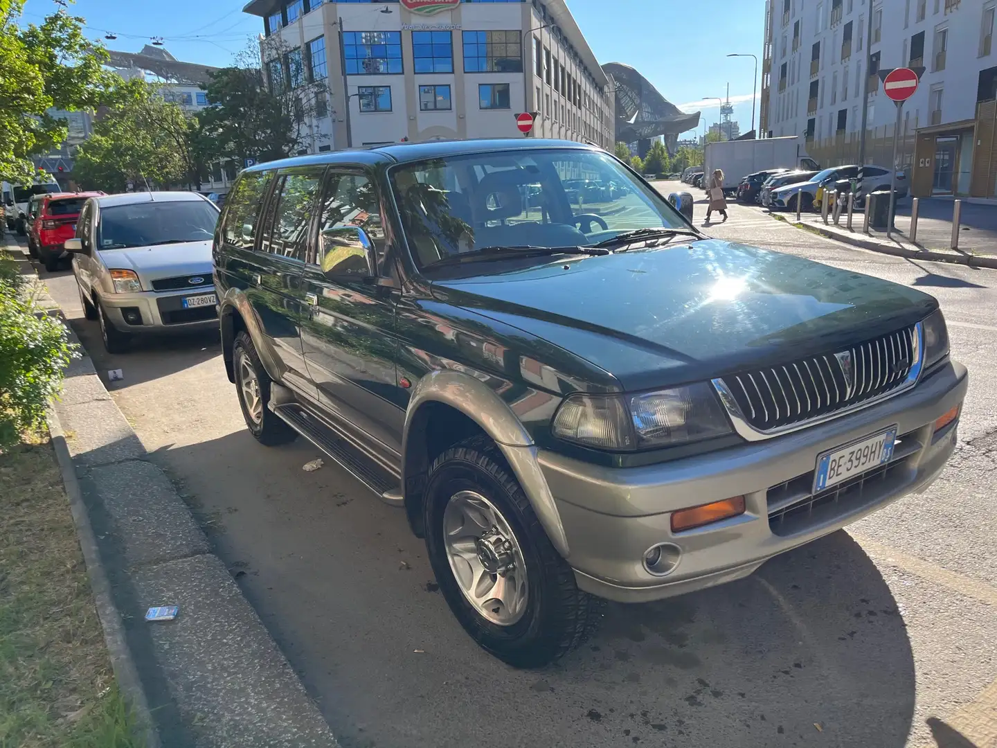 Mitsubishi Pajero Sport Wagon 3.0 V6 24v GLS Зелений - 2