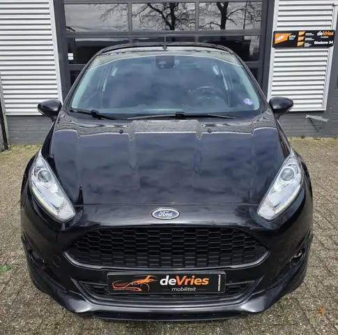 Ford Fiesta view 4