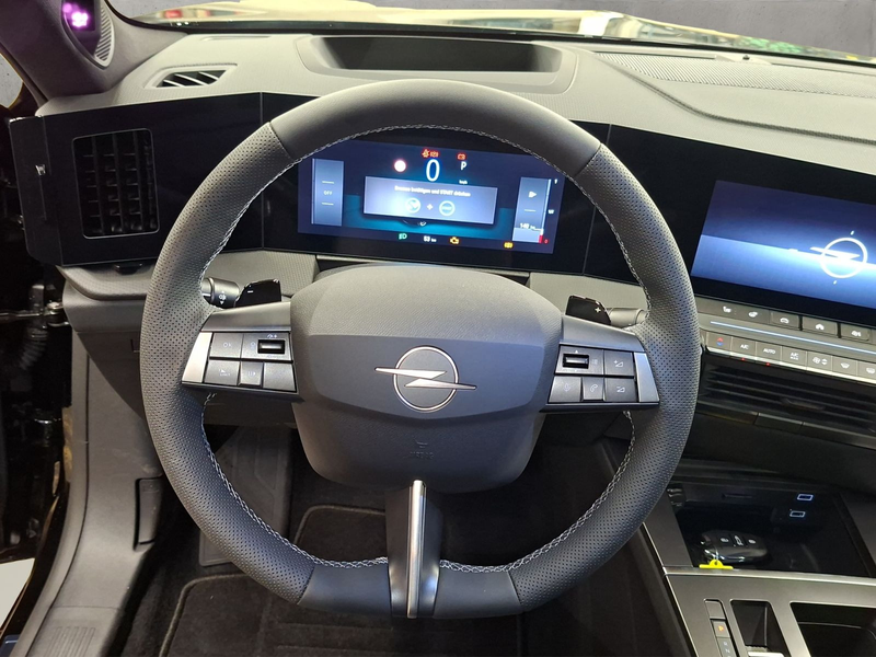 Opel Astra Sports Tourer Ultimate Hybrid 107 kW (145 — photo 10