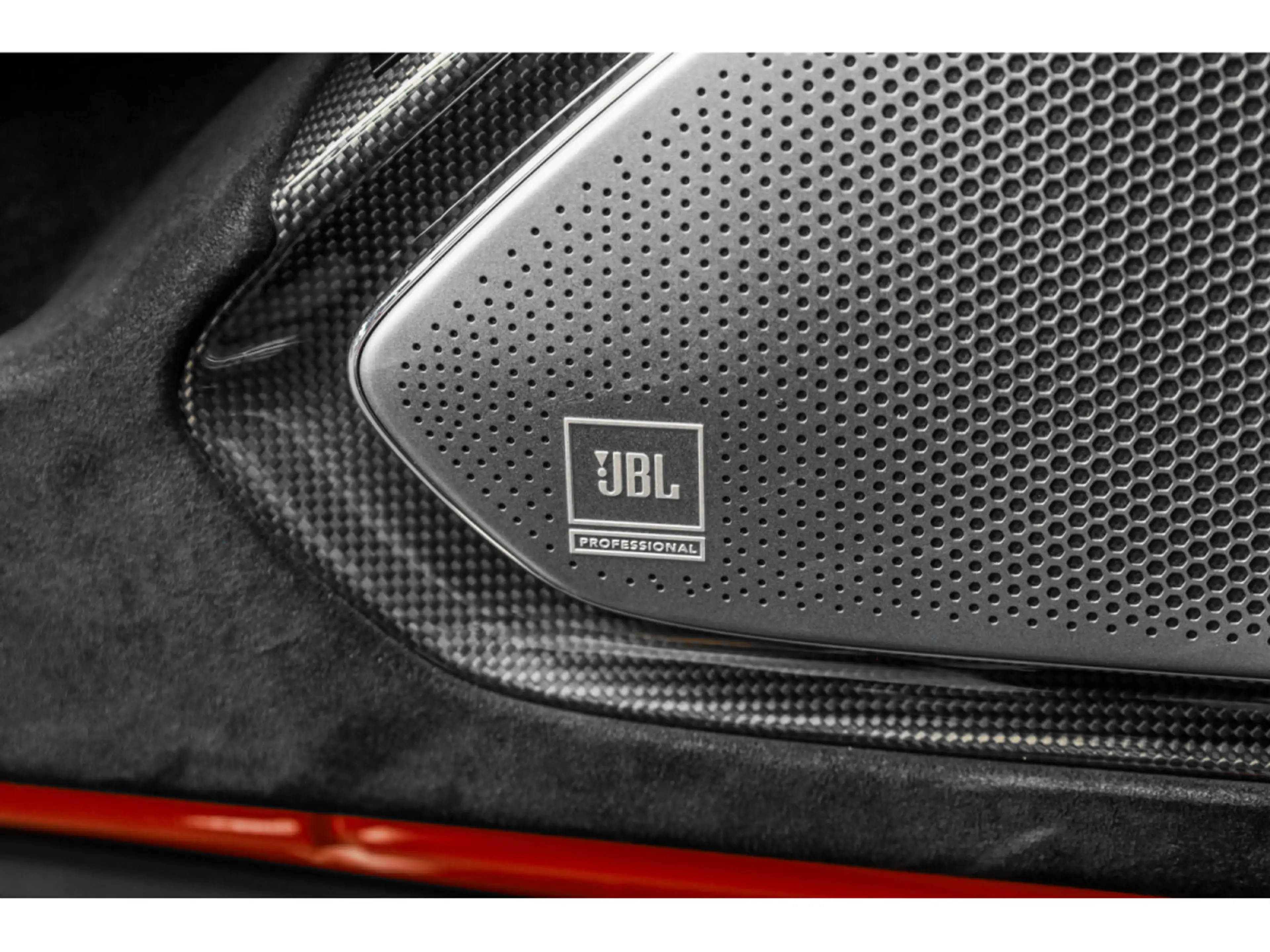 Ferrari Roma V8 - ROSSO CORSA — photo 15