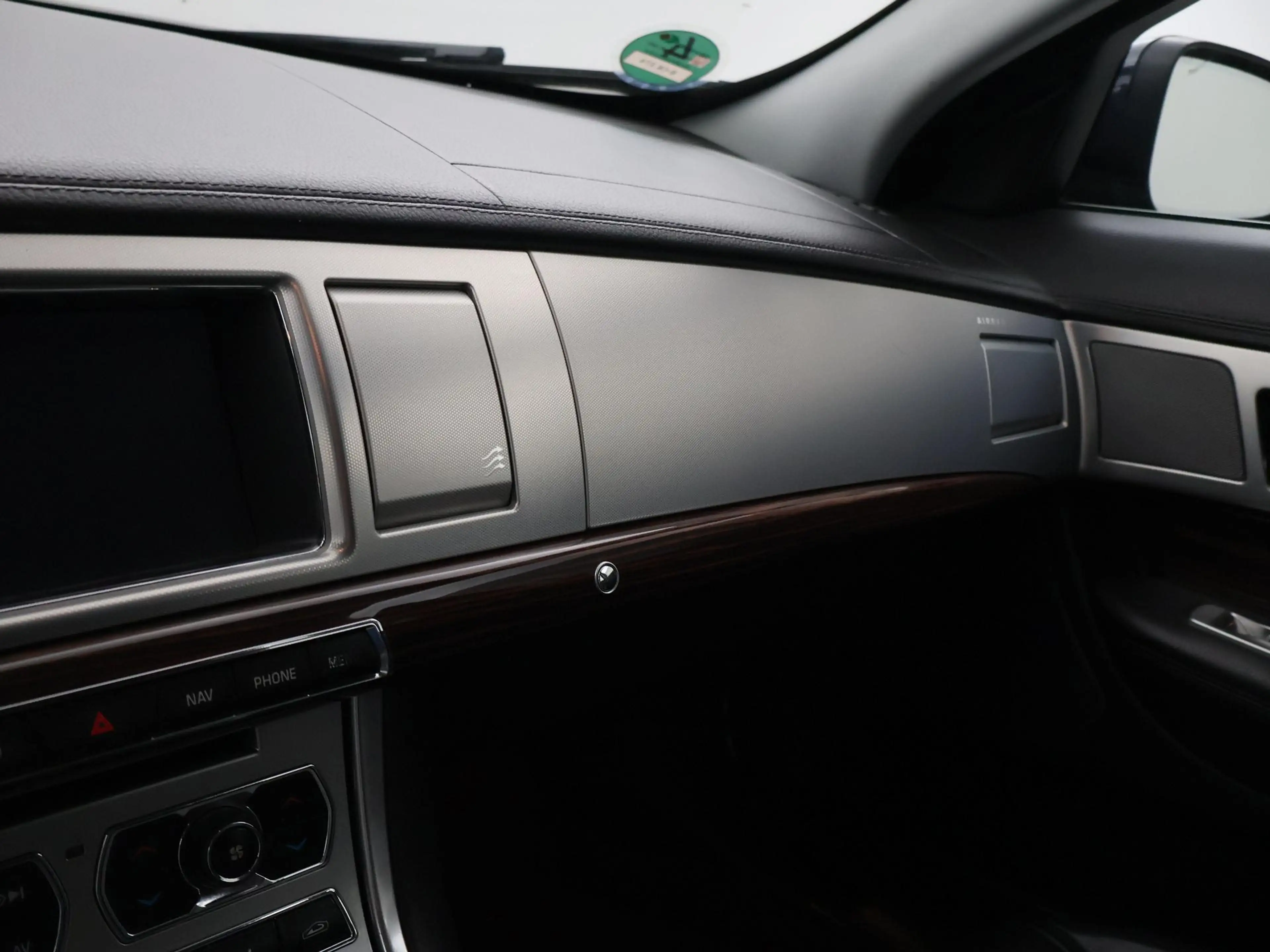 Jaguar XF Sportbrake 2.2D S 200 PK AUT8 + TREKHAAK | CAMERA — photo 41