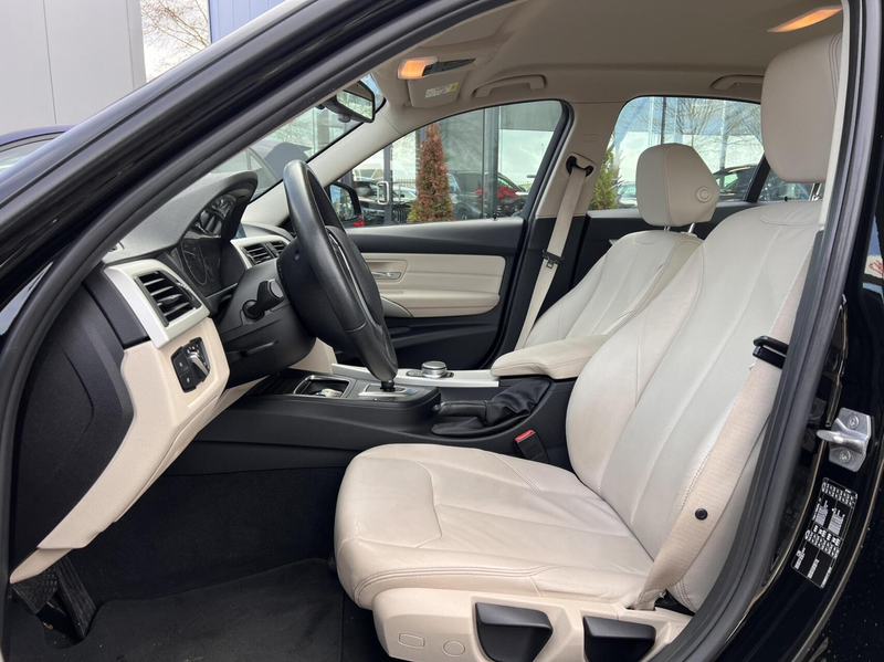 BMW 318 3-serie 318i High Executive Automaat Clima 2018 Le — photo 16