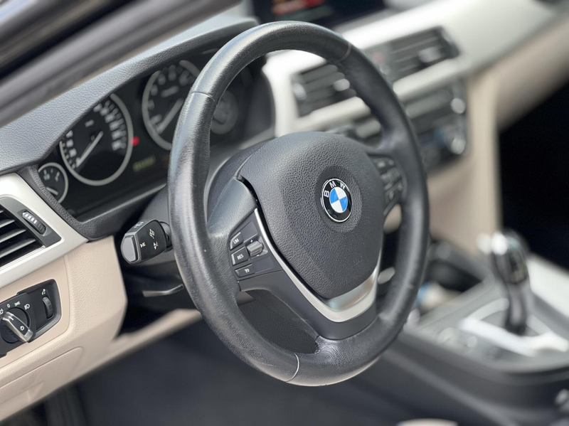 BMW 318 3-serie 318i High Executive Automaat Clima 2018 Le — photo 34