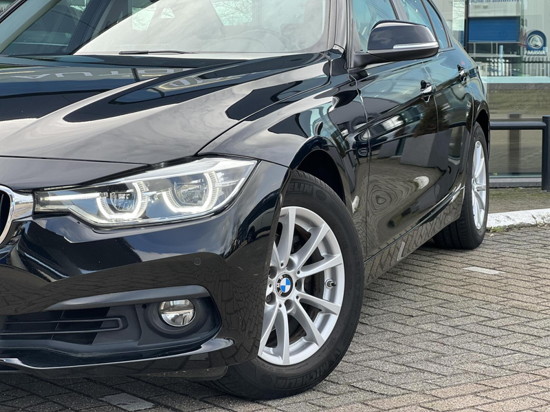 BMW 318 3-serie 318i High Executive Automaat Clima 2018 Le — photo 5
