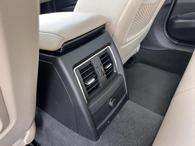 BMW 318 3-serie 318i High Executive Automaat Clima 2018 Le — photo 31