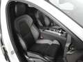 Volvo XC60 B4 D AWD Geartronic R-Design *AHK * Standheizung* White - thumbnail 13