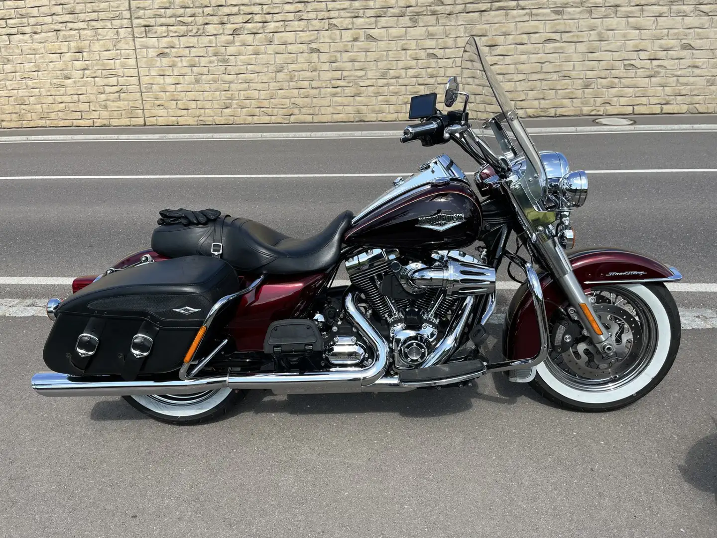 Harley-Davidson Road King Classic Roşu - 1