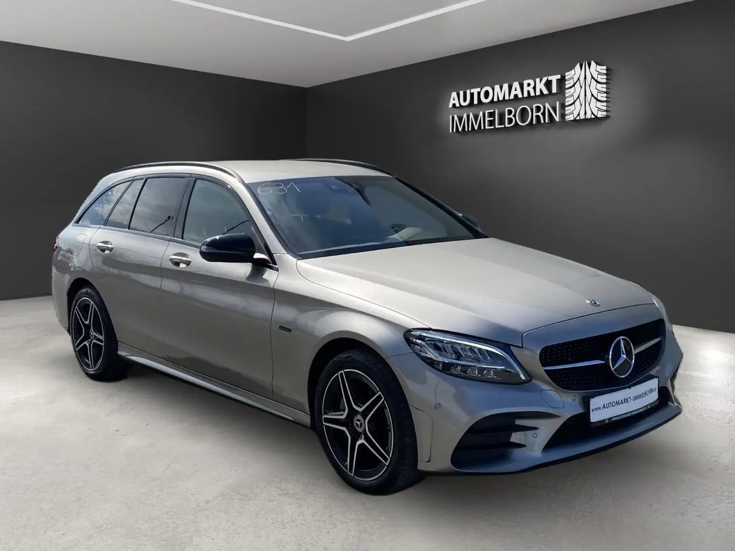 Mercedes-Benz C 300 T de Night Edition Kamera*Distro*Sound*DAB Silber - 1