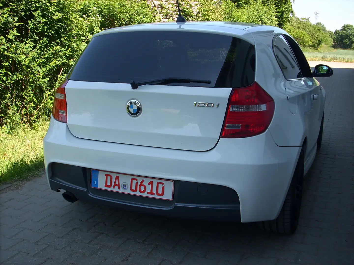 BMW 120 120i M-PAKET- ALU Bílá - 2