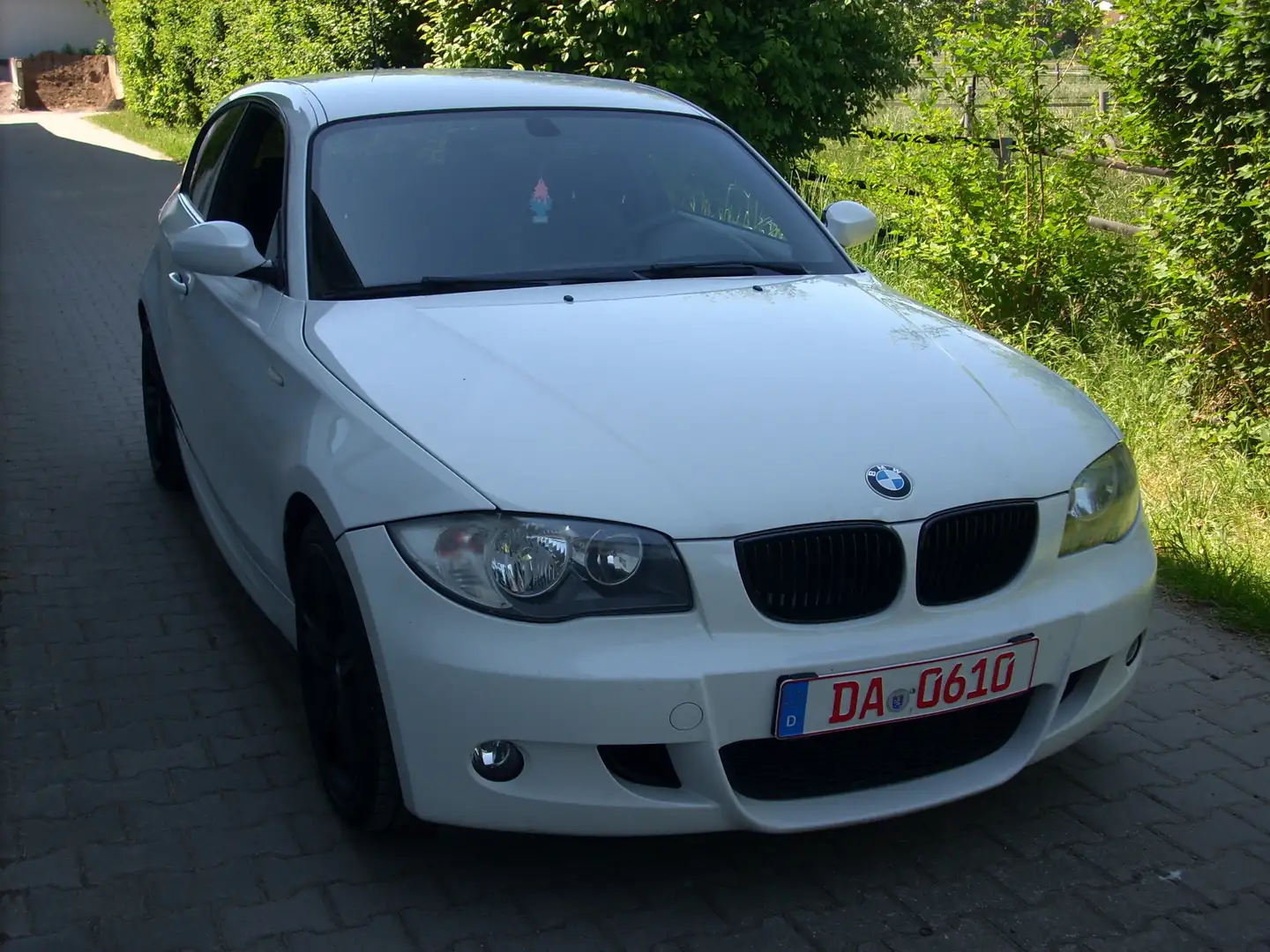 BMW 120 120i M-PAKET- ALU Bílá - 1