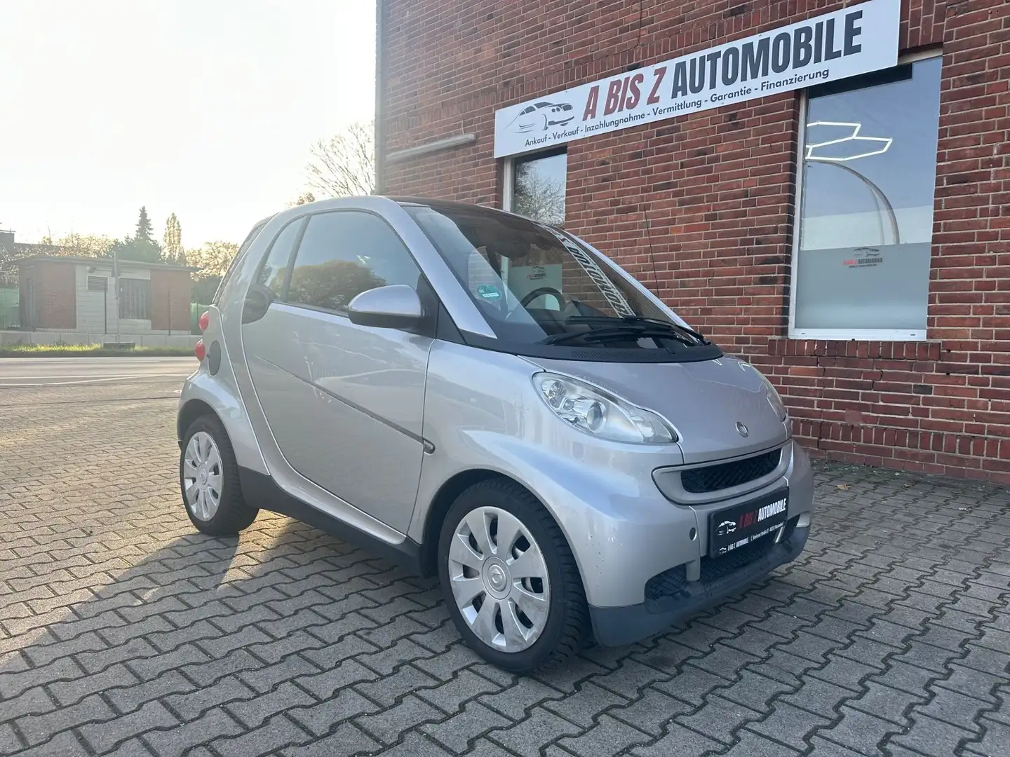 smart forTwo Automatik/Klimaanlage/Allwetter/Panorama Silber - 1