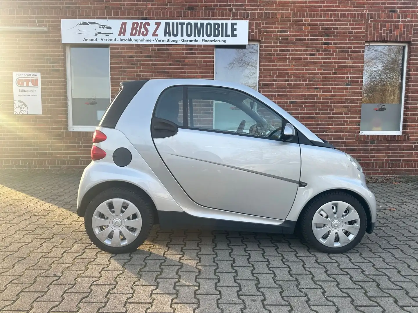 smart forTwo Automatik/Klimaanlage/Allwetter/Panorama Silber - 2