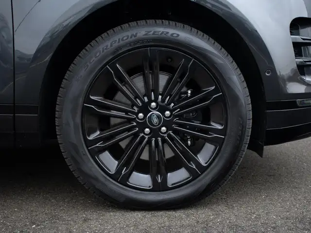 Land Rover Range Rover Evoque view 10
