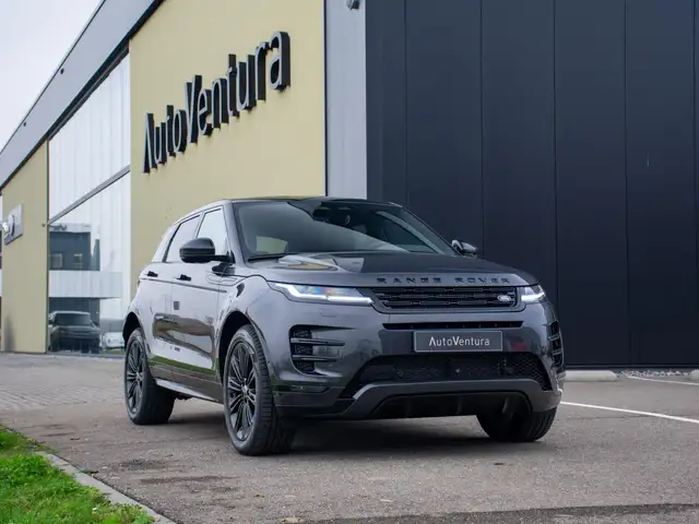 Land Rover Range Rover Evoque view 3