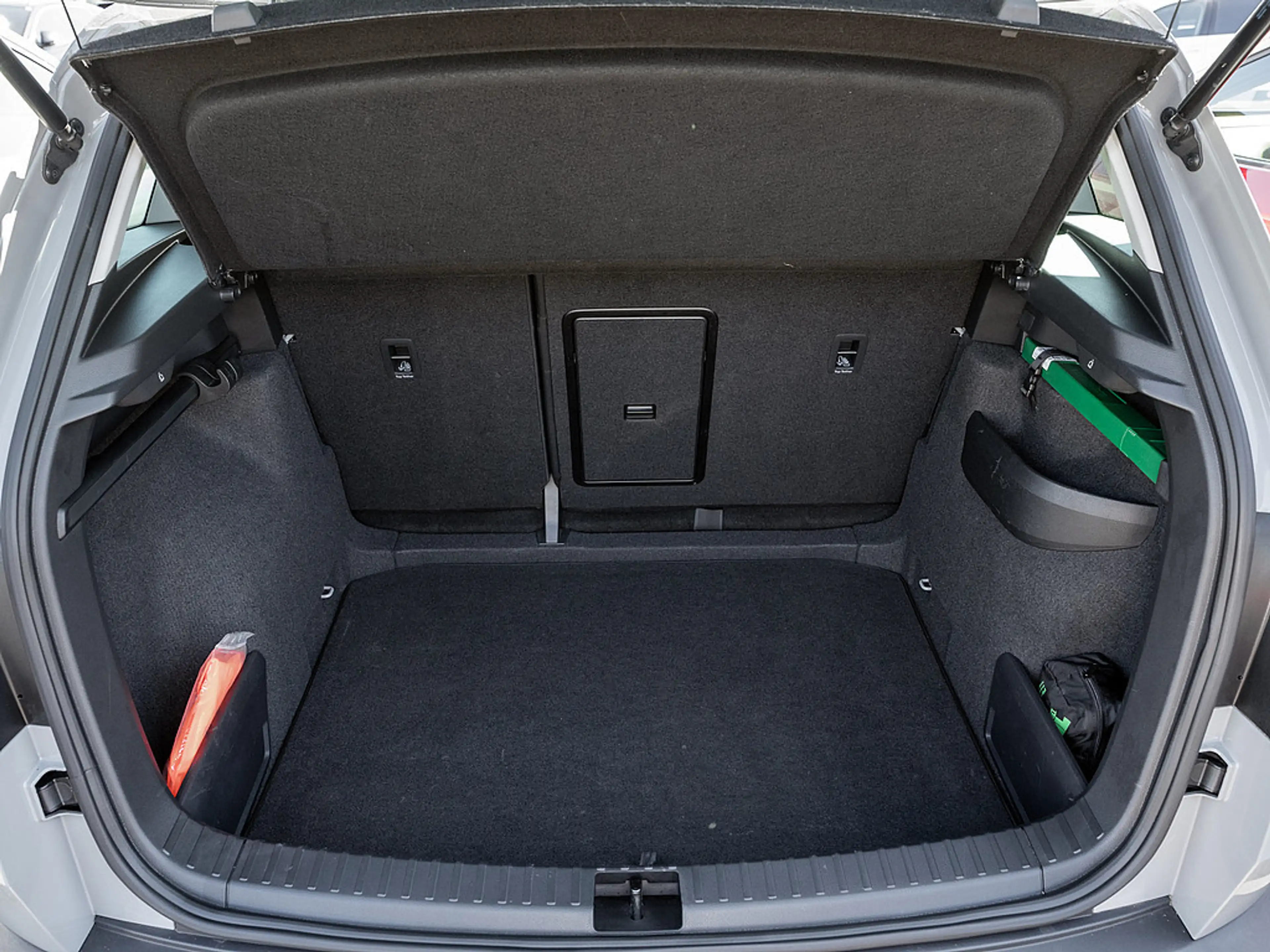 Skoda Karoq 1.0 TSI Clever PDC KEYLESS SMARTLINK — photo 15