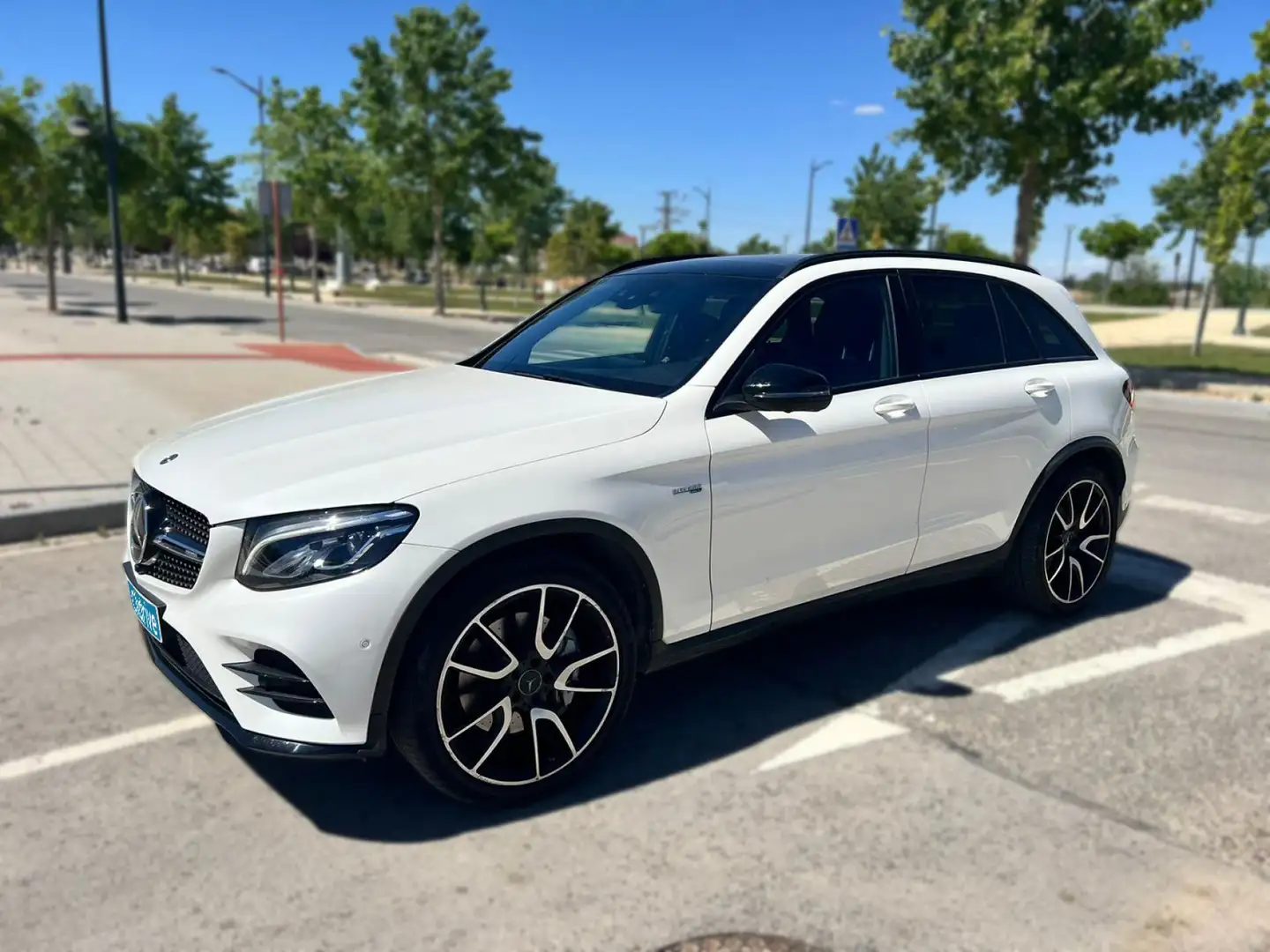 Mercedes-Benz GLC 43 AMG Mercedes-AMG 4MATIC Bílá - 2